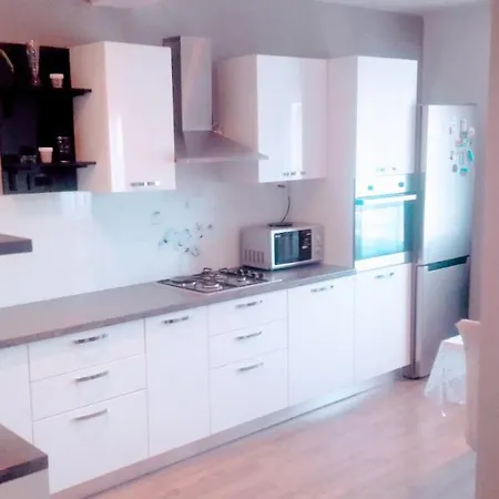 Luana Apartment Kampor