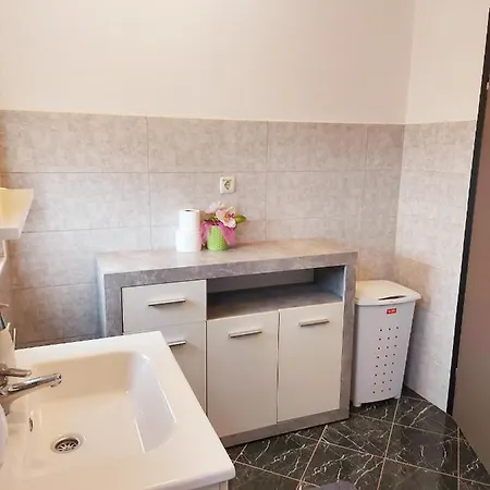 Apartment Luana