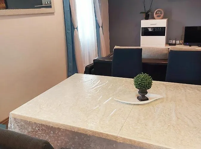 Apartment Luana